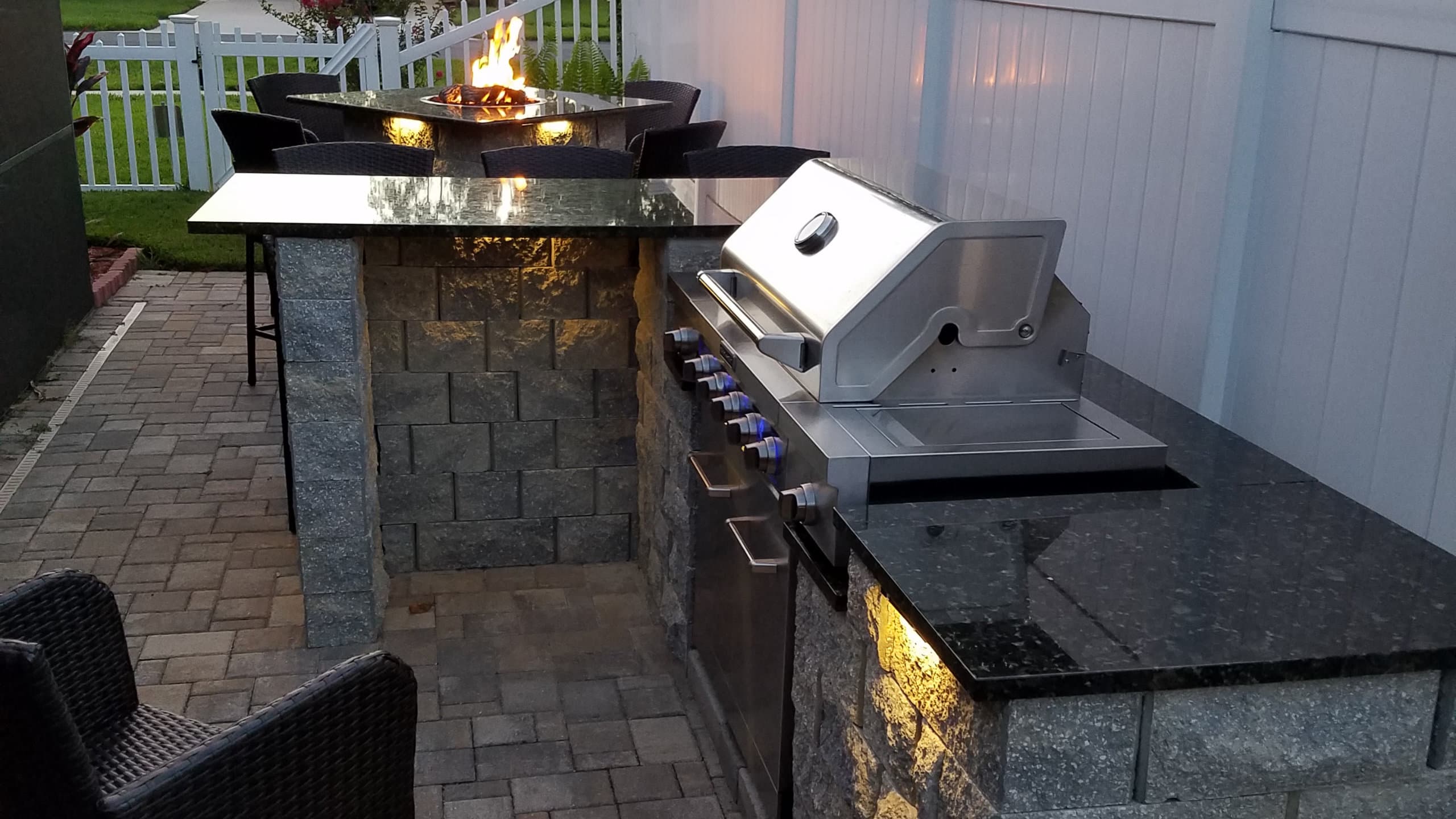 Modular block BBQ surround and outdoor kitchen — Daedalus Contracting, Lower Mainland BC